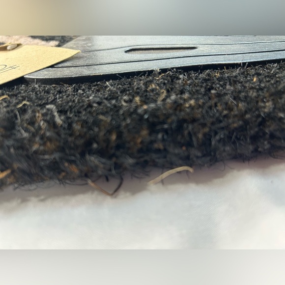 "GET THE PUCK OUT" Doormat / Heavy Duty - Picture 8 of 12